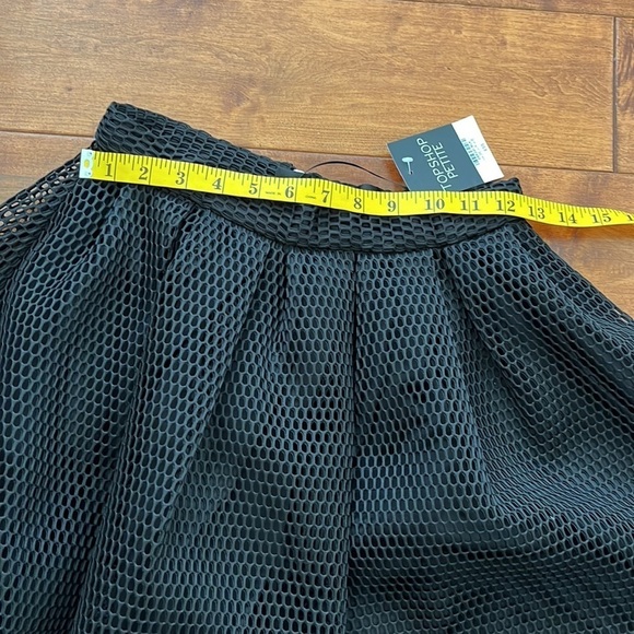 TOPSHOP Black Mesh A Line Mini Skirt - Picture 6 of 10